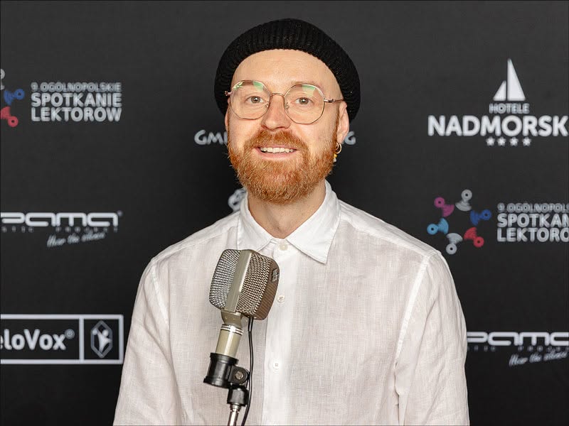 Michał Rusnarczyk przy mikrofonie - Ogólnopolskie Spotkanie Lektorów